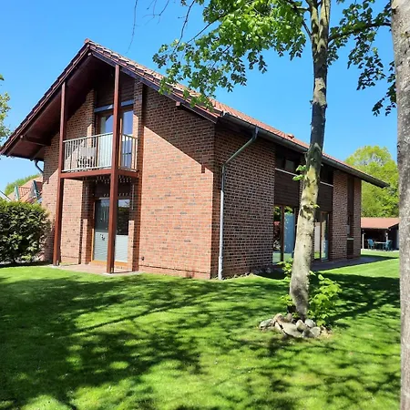 Mit Garten Ferienhaus Uplengen
