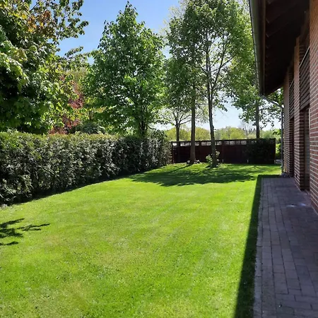 Mit Garten Uplengen