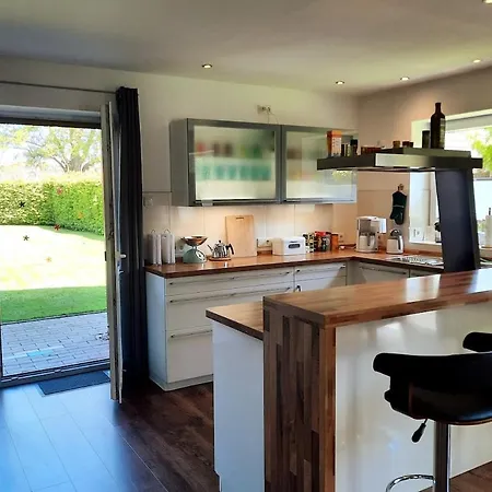 Ferienhaus Mit Garten *