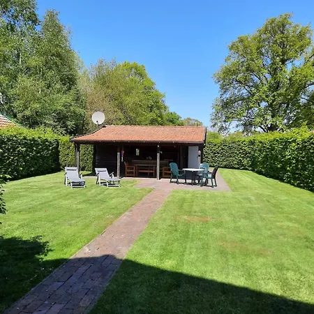 Mit Garten *